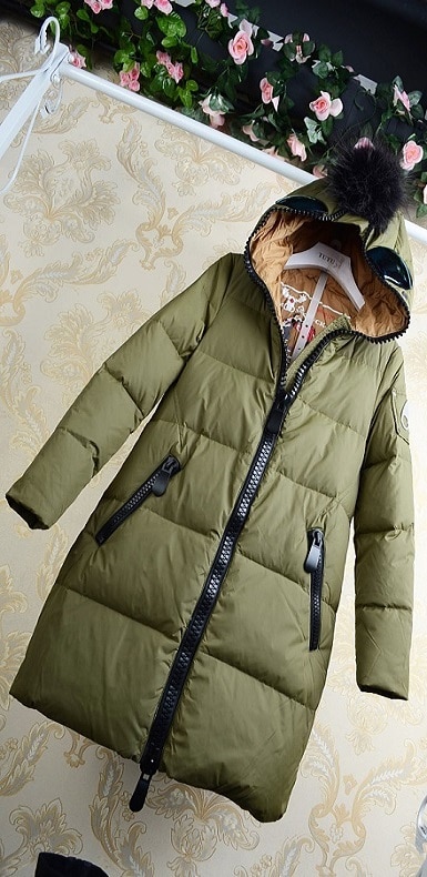 áo phao người ngoài hành tinh chưa kéo mũ